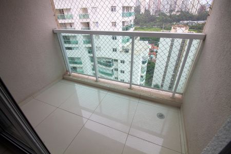 Apartamento para alugar com 39m², 1 quarto e 1 vagaVaranda