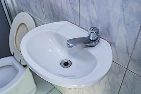 Casa à venda com 146m², 3 quartos e 2 vagasBanheiro de serviço