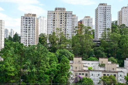 Apartamento à venda com 76m², 3 quartos e 2 vagasVista do Quarto 2