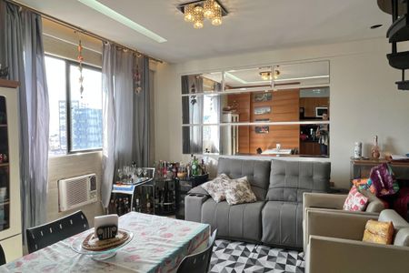 Sala de apartamento para alugar com 3 quartos, 144m² em Embaré, Santos