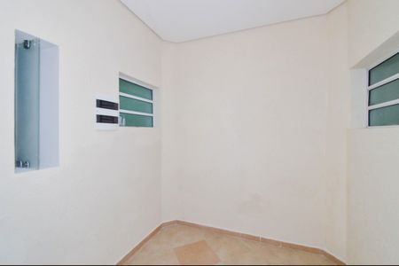 Casa à venda com 223m², 4 quartos e 4 vagas Casa à venda com 223m², 4 quartos e 4 vagasJardim de Inverno