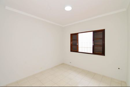 Casa à venda com 223m², 4 quartos e 4 vagas Casa à venda com 223m², 4 quartos e 4 vagasQuarto 1