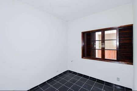 Casa à venda com 223m², 4 quartos e 4 vagas Casa à venda com 223m², 4 quartos e 4 vagasQuarto 3