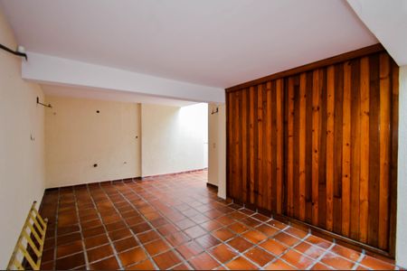 Casa à venda com 223m², 4 quartos e 4 vagas Casa à venda com 223m², 4 quartos e 4 vagasÁrea gourmet