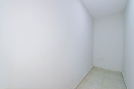 Casa à venda com 223m², 4 quartos e 4 vagas Casa à venda com 223m², 4 quartos e 4 vagasCloset