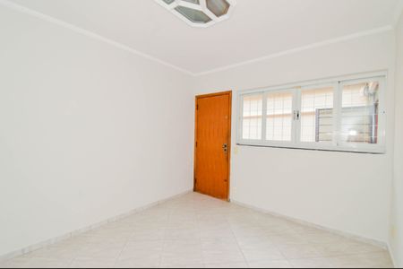 Casa à venda com 223m², 4 quartos e 4 vagas Casa à venda com 223m², 4 quartos e 4 vagasQuarto 4