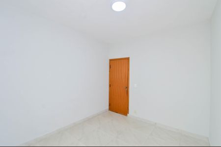 Casa à venda com 223m², 4 quartos e 4 vagas Casa à venda com 223m², 4 quartos e 4 vagasQuarto 2