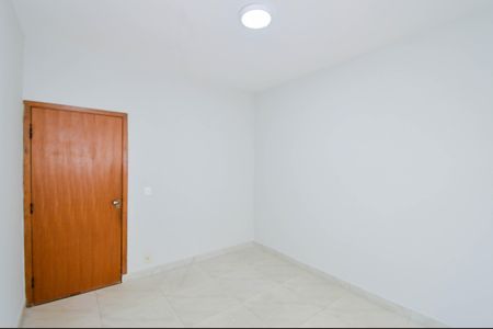 Casa à venda com 223m², 4 quartos e 4 vagas Casa à venda com 223m², 4 quartos e 4 vagasQuarto 2