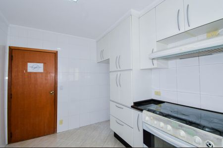 Casa à venda com 223m², 4 quartos e 4 vagas Casa à venda com 223m², 4 quartos e 4 vagasCozinha