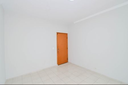 Casa à venda com 223m², 4 quartos e 4 vagas Casa à venda com 223m², 4 quartos e 4 vagasQuarto 1