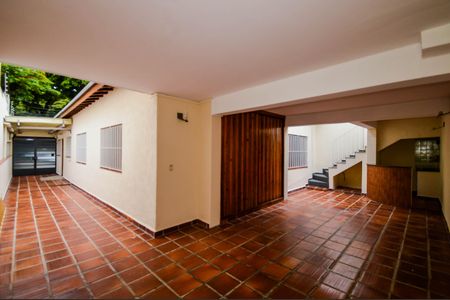 Casa à venda com 223m², 4 quartos e 4 vagas Casa à venda com 223m², 4 quartos e 4 vagasÁrea gourmet