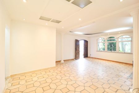 Casa para alugar com 2 quartos, 130m² em Vila Irmaos Arnoni, São Paulo