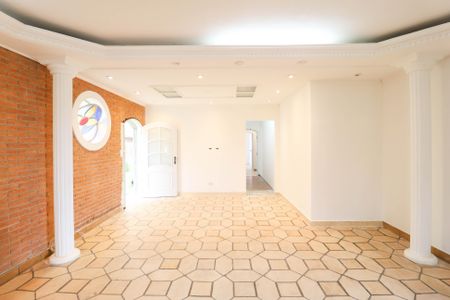 Casa para alugar com 2 quartos, 130m² em Vila Irmaos Arnoni, São Paulo