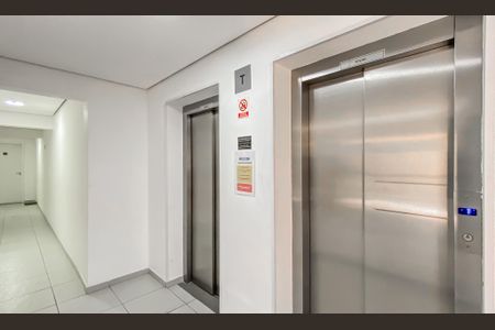 Apartamento para alugar com 38m², 2 quartos e sem vagaElevador