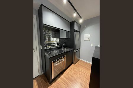 Cozinha de apartamento para alugar com 1 quarto, 38m² em Jardim Flor da Montanha, Guarulhos