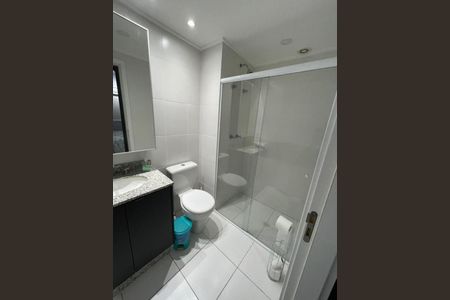 Banheiro de apartamento para alugar com 1 quarto, 38m² em Jardim Flor da Montanha, Guarulhos