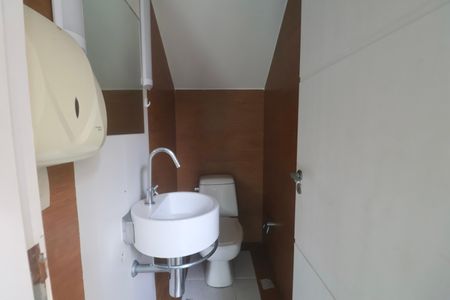 Casa para alugar com 500m², 4 quartos e 6 vagas Casa para alugar com 500m², 4 quartos e 6 vagasLavabo 2