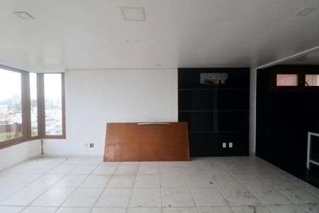 Casa para alugar com 500m², 4 quartos e 6 vagas Casa para alugar com 500m², 4 quartos e 6 vagasSuíte 3