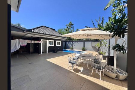 Casa de condomínio para alugar com 480m², 4 quartos e 1 vaga