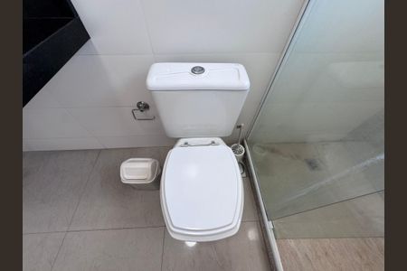 Casa de condomínio para alugar com 480m², 4 quartos e 1 vaga Casa de condomínio para alugar com 480m², 4 quartos e 1 vagaSuíte 2 - Banheiro