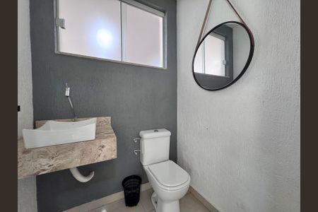 Casa de condomínio para alugar com 480m², 4 quartos e 1 vaga Casa de condomínio para alugar com 480m², 4 quartos e 1 vagaLavabo