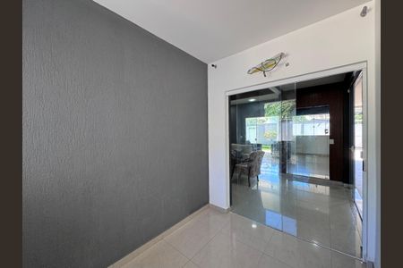 Casa de condomínio para alugar com 480m², 4 quartos e 1 vaga Casa de condomínio para alugar com 480m², 4 quartos e 1 vagaSala