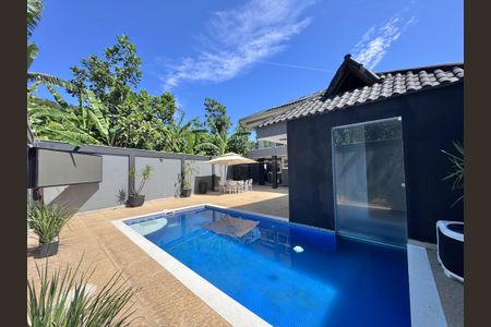 Casa de condomínio para alugar com 480m², 4 quartos e 1 vaga