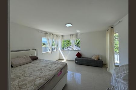 Casa de condomínio para alugar com 480m², 4 quartos e 1 vaga Casa de condomínio para alugar com 480m², 4 quartos e 1 vagaSuíte 3