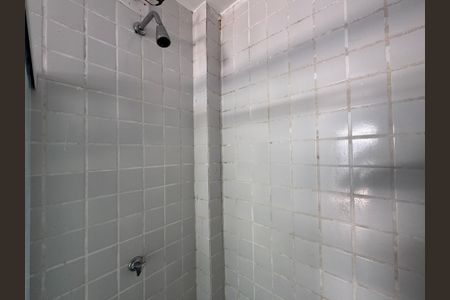 Casa de condomínio para alugar com 480m², 4 quartos e 1 vaga Casa de condomínio para alugar com 480m², 4 quartos e 1 vagaÁrea externa - Banheiro