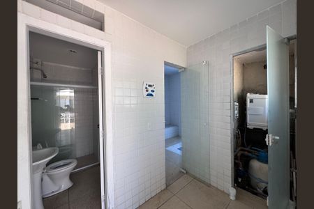 Casa de condomínio para alugar com 480m², 4 quartos e 1 vaga