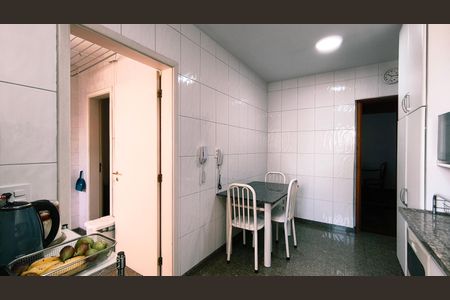 Apartamento para alugar com 175m², 4 quartos e 3 vagasCozinha