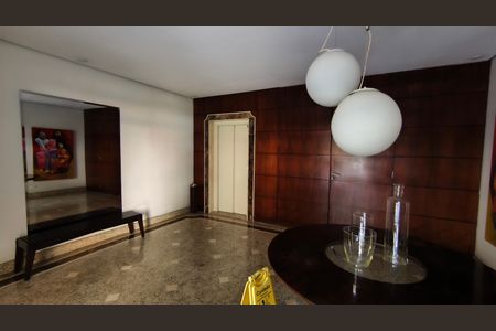 Apartamento para alugar com 175m², 4 quartos e 3 vagasHall
