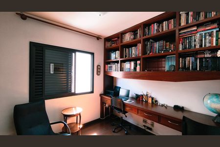 Apartamento para alugar com 175m², 4 quartos e 3 vagasQuarto