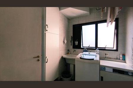 Apartamento para alugar com 175m², 4 quartos e 3 vagasÁrea de Serviço