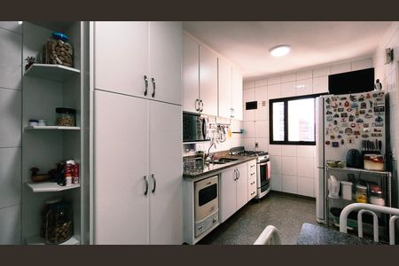 Apartamento para alugar com 175m², 4 quartos e 3 vagasCozinha