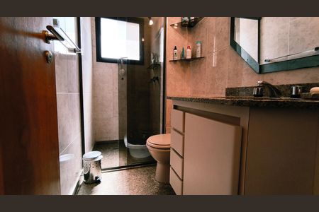 Apartamento para alugar com 175m², 4 quartos e 3 vagasBanheiro da Suíte 1