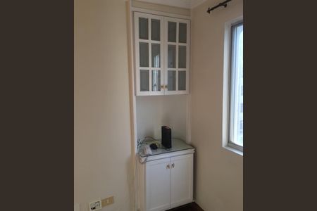 Apartamento para alugar com 2 quartos, 80m² em Vila Olímpia, São Paulo