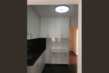 Apartamento para alugar com 80m², 2 quartos e 1 vaga Apartamento para alugar com 80m², 2 quartos e 1 vagaCozinha