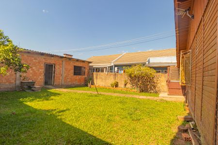 Casa à venda com 200m², 2 quartos e 2 vagasQuintal