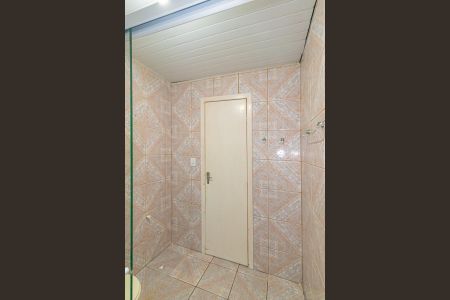 Casa à venda com 200m², 2 quartos e 2 vagasBanheiro Social