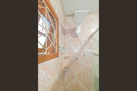 Casa à venda com 200m², 2 quartos e 2 vagasBanheiro Social