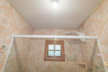 Casa à venda com 200m², 2 quartos e 2 vagasBanheiro Social