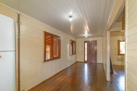 Casa à venda com 200m², 2 quartos e 2 vagasSala/Cozinha