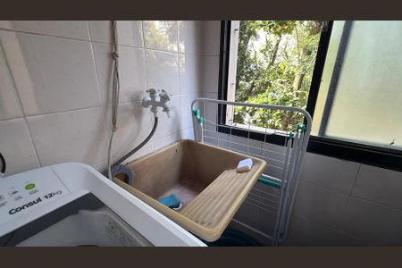 Apartamento à venda com 61m², 2 quartos e 1 vagaÁrea de Serviço