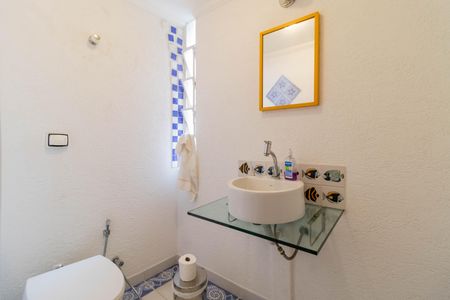 Apartamento à venda com 127m², 3 quartos e 1 vaga Apartamento à venda com 127m², 3 quartos e 1 vagaLavabo