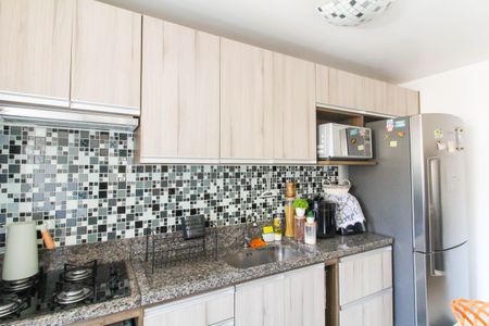 Apartamento à venda com 55m², 2 quartos e 1 vaga Apartamento à venda com 55m², 2 quartos e 1 vagaCozinha e Área de Serviço
