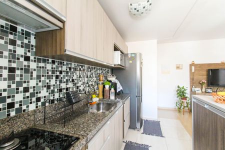 Apartamento à venda com 55m², 2 quartos e 1 vaga Apartamento à venda com 55m², 2 quartos e 1 vagaCozinha e Área de Serviço