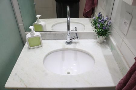 Apartamento à venda com 65m², 3 quartos e 2 vagasBanheiro 2