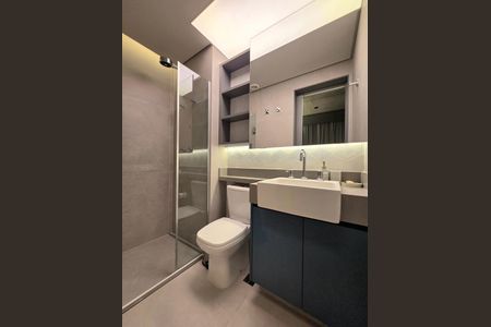 Studio para alugar com 45m², 1 quarto e 1 vaga Studio para alugar com 45m², 1 quarto e 1 vagaBanheiro