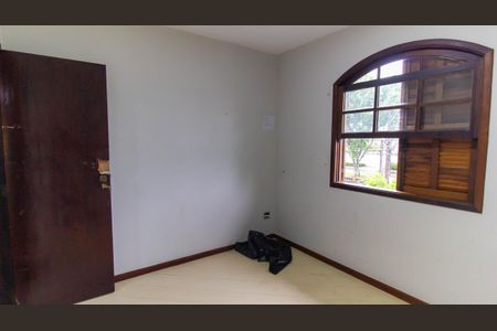 Casa para alugar com 4 quartos, 2000m² em Piratininga, Niterói